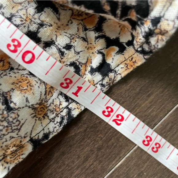 Patrons of Peace - Women’s Small Floral Dress - Picture 5 of 8